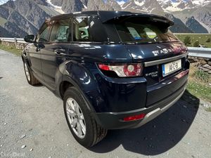 Range Rover Evoque 2.2 TD4 150HP 4WD PURE TECH - Image 2