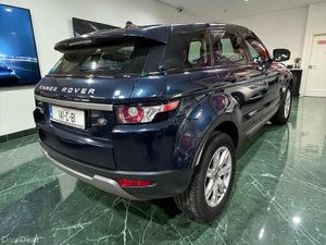 Range Rover Evoque 2.2 TD4 150HP 4WD PURE TECH - Image 4