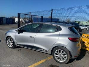 Renault Clio 2018 1.1 litter petrol NCT 01/28 - Image 4