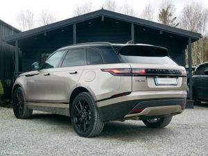 2025 Range Rover Velar Dynamci SE P400e - Image 4