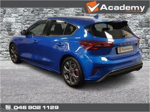 Ford Focus St-line 5D 1.0T 125 Mhev M6 FWD - Image 3