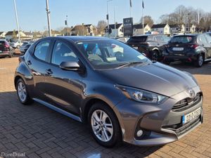 Hyundai i10 Deluxe Plus 2tone 5DR - Image 4