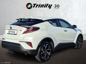 Toyota C-HR **  HYBRID ** AUTO ** HUGE SPEC ** TRI - Image 3