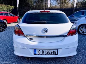 10 Opel Astra 1.7 CDTI – 3 Door – Spotless Example - Image 3