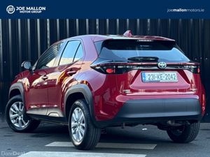 Toyota Yaris Cross 1.5 Hybrid CVT Luna - Image 2