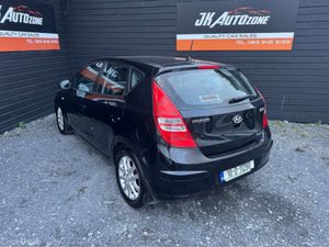 Hyundai i30 1.6 90BHP ECO - Image 4