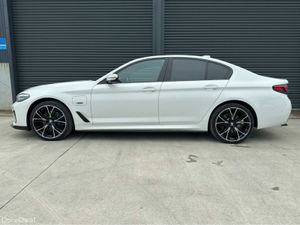BMW 5-Series M SPORT AUTO 530E PLUG-IN-HYBRID - Image 4