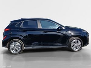 Hyundai KONA Kona EV Premium 64 kWh - Image 2