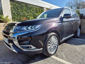Mitsubishi Outlander 2.4 PHEV EXCEED / TOP SPEC / - Image 3