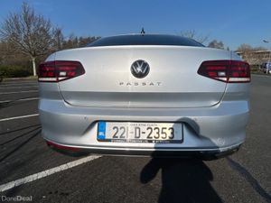 2022 VOLKSWAGEN PASSAT 2.0 TDI  AUTO BUSINESS ED - Image 4