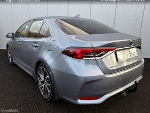 Toyota Corolla SOL 1.8 HYBRID SALOON - Image 3