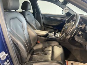 BMW 5-Series 2021 - Image 4