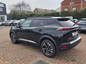 Peugeot 2008 Allure 1.2 100 6.4 4DR - Image 3