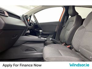 Renault Clio Iconic TCe 100 MY19 - Image 4