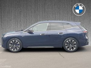 BMW iX xDrive45 M Sport - Image 4
