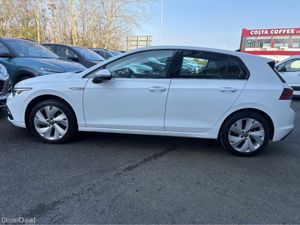 Volkswagen Golf 2.0 DIESEL STYLE - Image 4