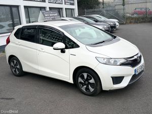 2016 Honda JAZZ/ Fit 1.5 Hybrid Automatic - Image 4