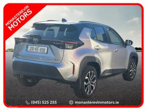 Toyota Yaris Cross LUNA SPORT BI - Image 2