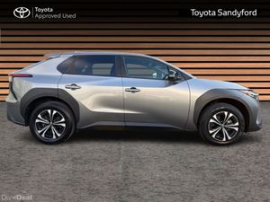 Toyota bZ4X SPORT EV AUTOMATIC // HEATED SEATS & S - Image 3