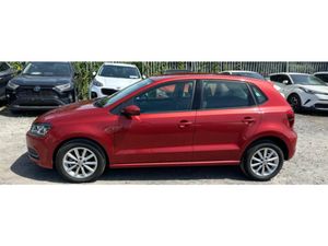 Volkswagen Polo LOUNGE  1.2 AUTOMATIC FRESH IMPORT - Image 4