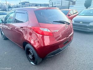 Mazda Demio 2011 - Image 4