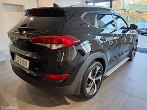 Hyundai Tucson 1.7 CRDi EXECUTIVE - Upgraded 19'' - Image 2