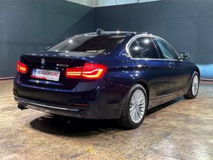 BMW 3-Series LUXURY / SADDLE BROWN HEATED ELECTRIC - Image 4