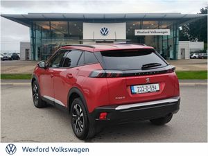 Peugeot 2008 ALLURE 1.2 PURETECH 100HP MANUAL - Image 4