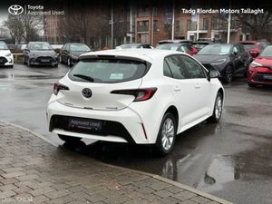 Toyota Corolla HYBRID LUNA 4DR AUTO - Image 2