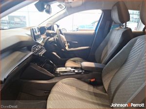 Peugeot 208 **ORDER YOUR NEW PEUGEOT 208 HYBRID 11 - Image 3