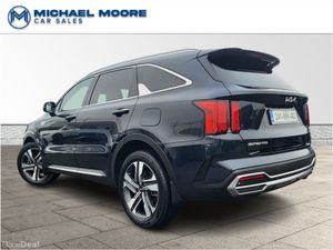 Kia Sorento K3 2.2d 4X4 AUTO *(PANORAMIC SUNROOF, - Image 3