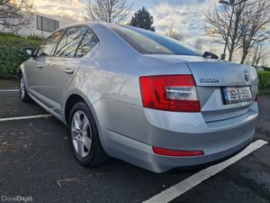 Skoda Octavia Auto , 2 /Yr Warranty Finance Superb - Image 4