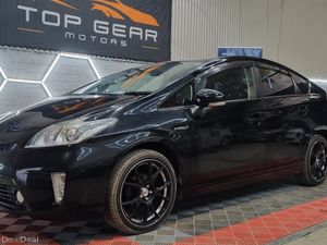 152 Toyota Prius- Fresh import &NCTwe - Image 3