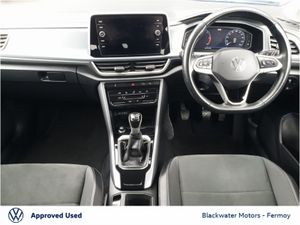 Volkswagen T-Roc 2.0TDI 116BHP STYLE - Image 3