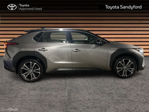 Toyota bZ4X PREMIERE EDITION // PANORAMIC GLASS RO - Image 3