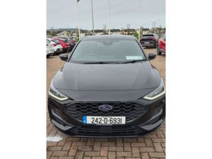 Ford Focus 1.0L ECO St-line 125PS MAN 4DR - Image 4
