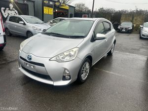 2014 TOYOTA AQUA  HYBRID PUSH START LOW MILES - Image 2