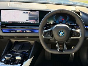 BMW 5-Series 530e M Sport - Image 3