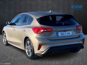 Ford Focus ST-Line 1.0 125BHP... Camera - Image 4