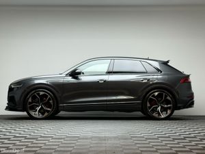 Audi Q8 COMPETITION 60 TFSI E 462HP QUATTRO - Image 4