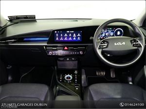 Kia Niro K4 PHEV: INTERSTELLAR GREY METALLIC WITH - Image 4