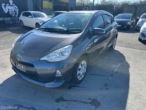 2014 TOYOTA AQUA  HYBRID PUSH START LOW MILES - Image 2