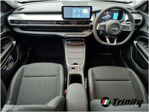 Jeep Avenger ** ALTITUDE ** 54KW 156BHP ** 400KMS - Image 2