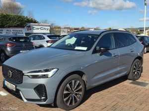 Volvo XC60 B4 Plus Dark 5DR Auto - Image 2