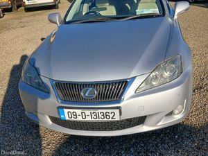 Lexus IS 2009 in mint condition tax & nct - Image 3