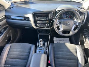 2016 MITSUBISHI OUTLANDER PETROL PLUGIN HYBRID 4WD - Image 2