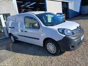 Electric Renault Kangoo 2020 like new  condition - Image 4