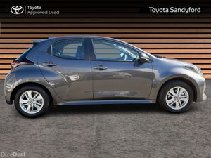 Toyota Yaris HYBRID LUNA // REAR CAMERA // TOYOTA - Image 3