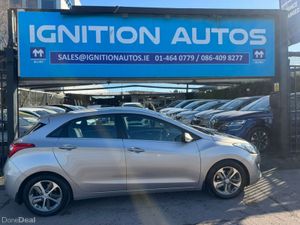 Hyundai i30 1.6 DIESEL, DELUXE MODEL, LOW MILEAGE, - Image 2