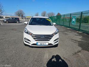 Hyundai Tucson 1.7 CRDI, EXECUTIVE MODEL, SERVICE - Image 3